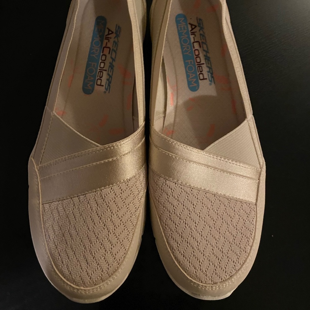 Skechers Be Lux Slip On Shoes